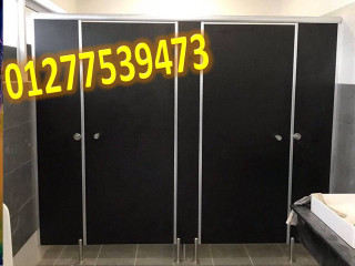 قواطيع وأبواب حمامات حديثة بأعلى جودة وأجمل تصميمات