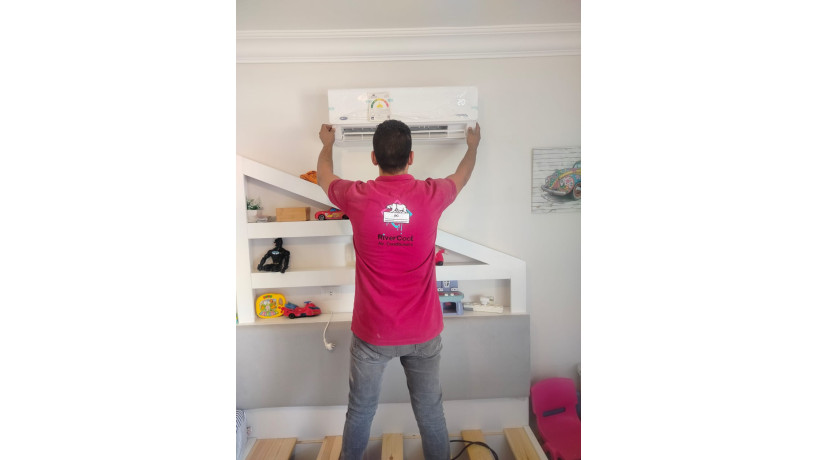 hr-alsyf-msh-msthml-khlyk-fy-albrod-maa-tkyyf-karyyr-aks-kol-mn-ryfr-kol-big-0