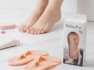 🌟 قدمان ناعمتان بلا جفاف… مع الجوارب السيليكون